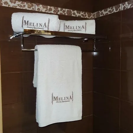 Melina Pool View ארגוסטולי