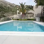 Apartmán Melina Pool View *