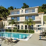 Melina Pool View