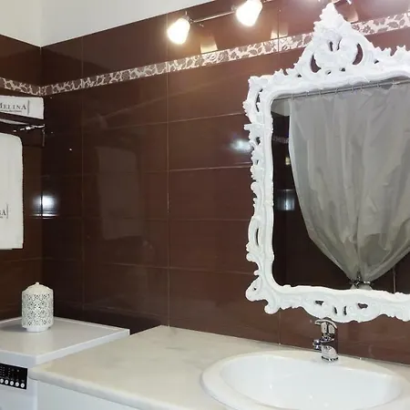 Διαμέρισμα Melina Pool View *