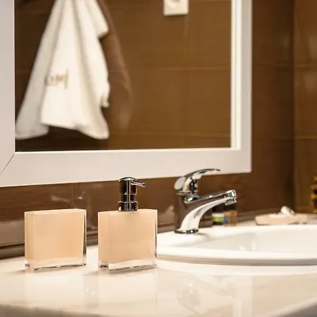 Διαμέρισμα Melina Pool View