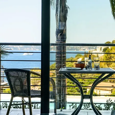 Διαμέρισμα Melina Pool View