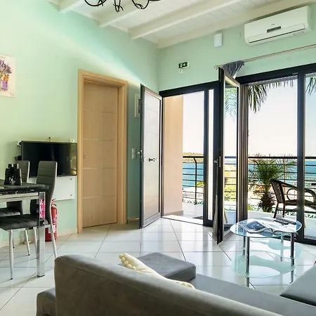 Διαμέρισμα Melina Pool View *