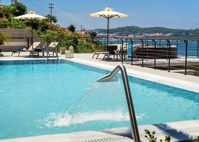 Melina Pool View דירה *